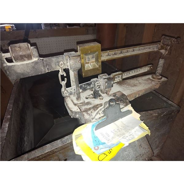 Mechanical Platform Scales / Good Condition