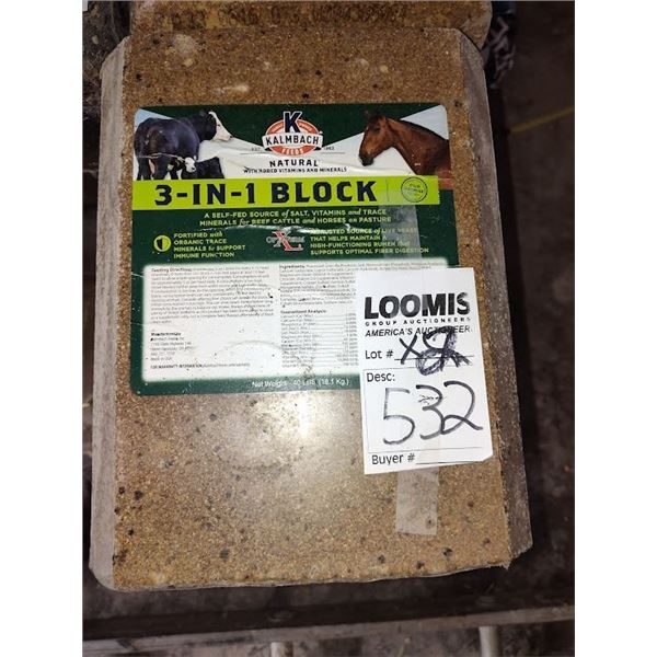 KALBACH 3N1 SALT & MINERAL 40 LB / $29.00 EA