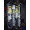 Image 1 : NEW PLASTIC AND METAL LOT 25 FT NETTING/CLOTH
