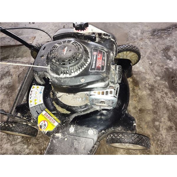 NEAR NEW 20" YARD MACHINE