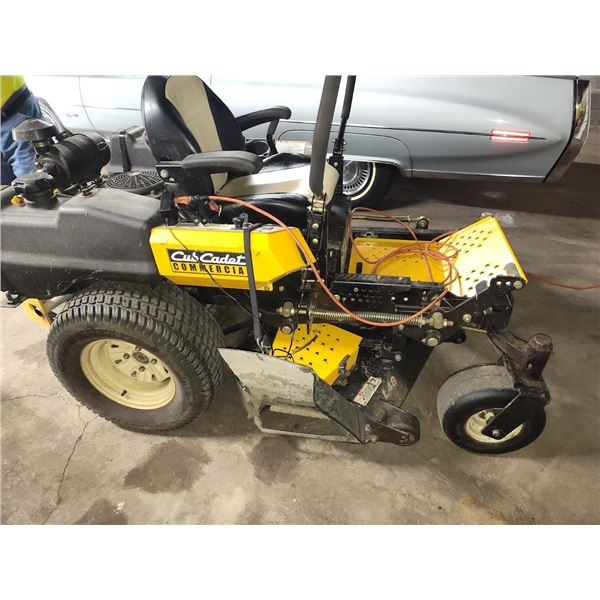 CUB CADET L48  ZERO TURN COMMERICIAL MOWER