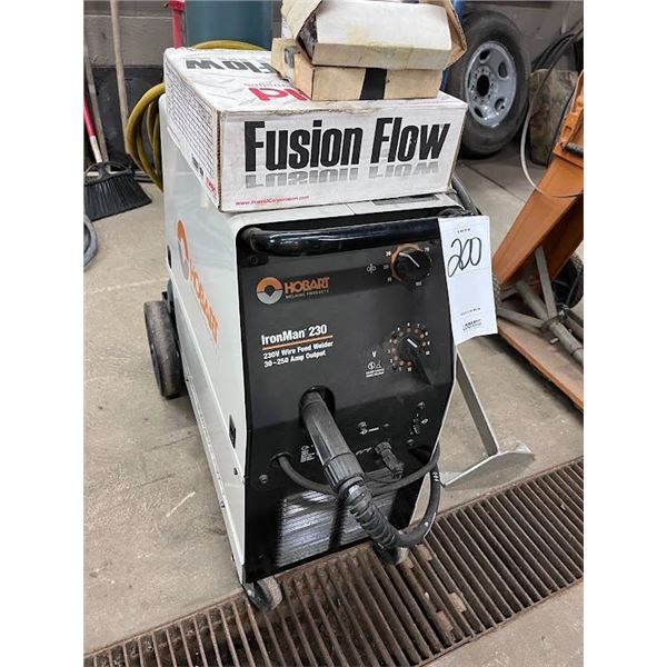 HOBART WELDING PRODUCTS/ IRONMAN 230 V WIRE FEED WELDER/ MATERIAL/ TANK