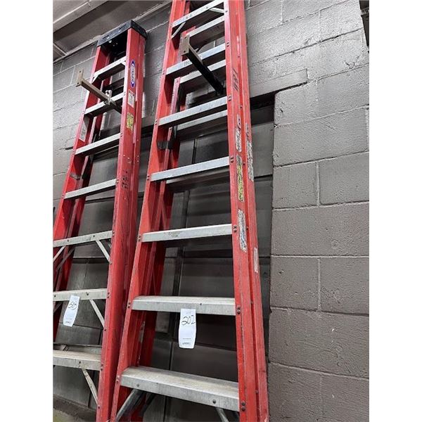 WERNER 8FT LADDER 300LB CAPACITY