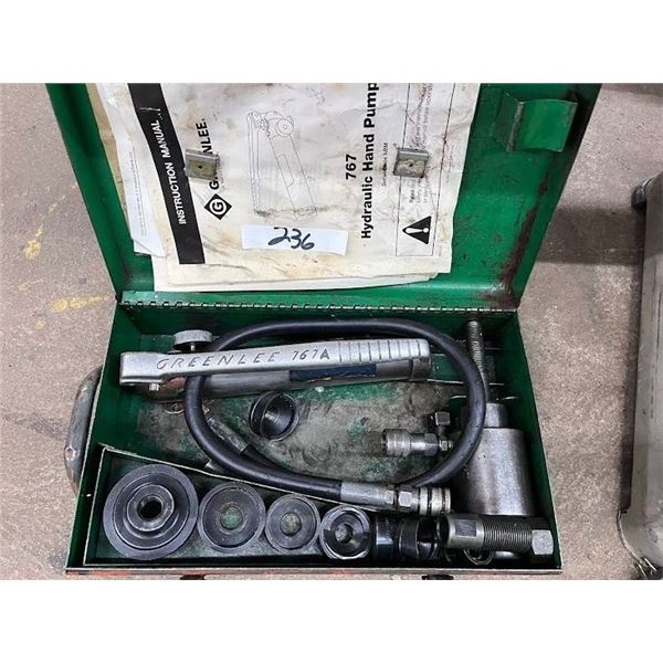 HYDRAULIC GREENLEE 767 HAND PUMP