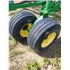 Image 14 : JD 1830/1910 Air seeder, 4 meter cartridges, 41 ft, 10 inch spacing, 3 inch packer wheels, blockage