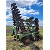 Image 2 : JD 325 26 ft Disc, 22 inch smooth blades, Locked in transport, SN. A00335E011601