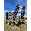 Image 3 : JD 325 26 ft Disc, 22 inch smooth blades, Locked in transport, SN. A00335E011601