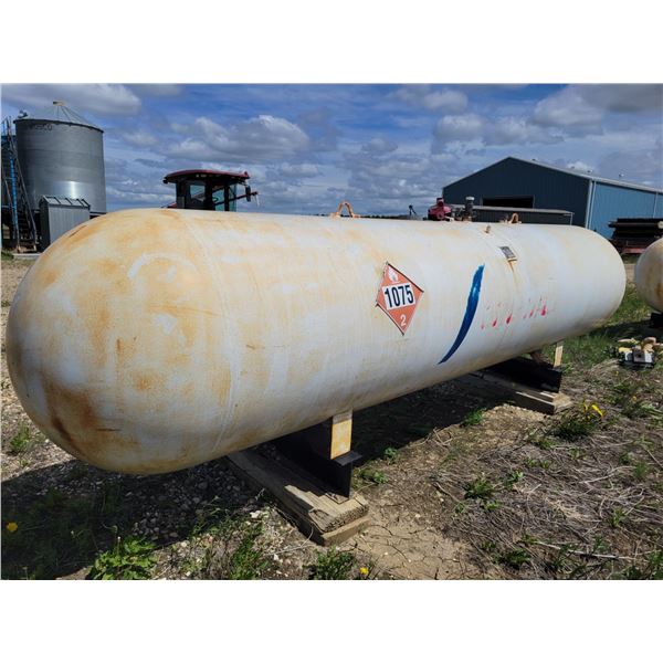 1,000-Gal propane tank, 250 lb rating, Liquid valve for grain dryer, new PSV, SN. N1567