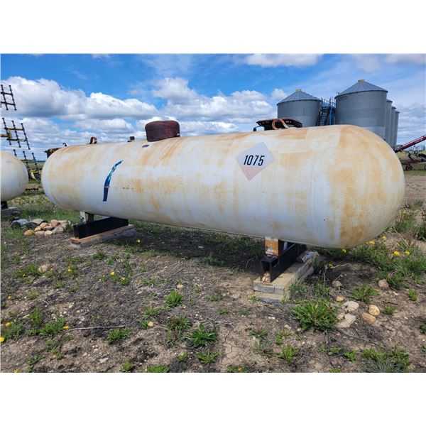 1,000-Gal propane tank, liquid valve for grain dryer, new PSV, SN. 17304A