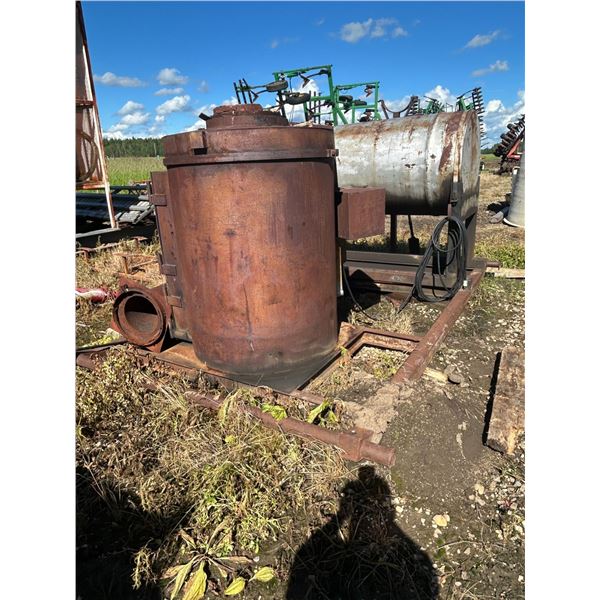Incinerator c/w 500 gallon diesel tank