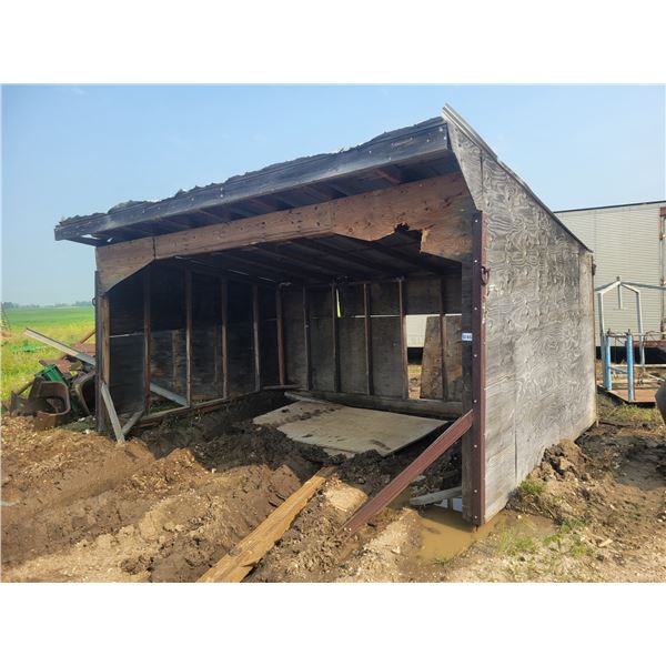 Approx. 16 ft. shelter, needs some repairs