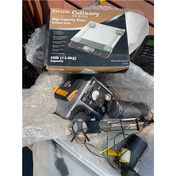 Labtronics Grain Tester, temp sensor, complete unit & Agrotronics tester, 30 lb. high capacity