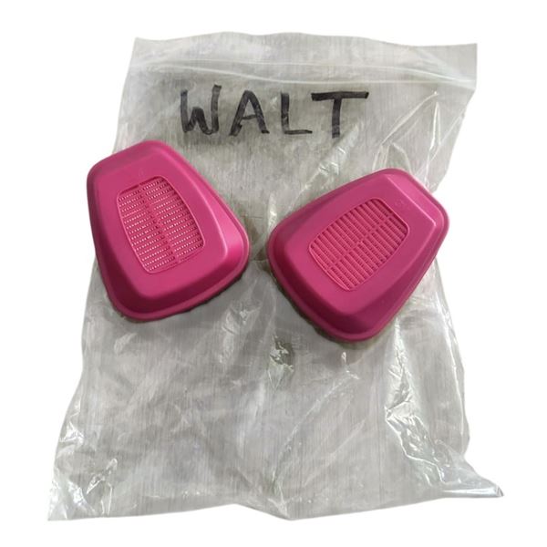 Breaking Bad (2008-2013) - Walter Whites (Bryan Cranston) Respirator Replacement Cartridges