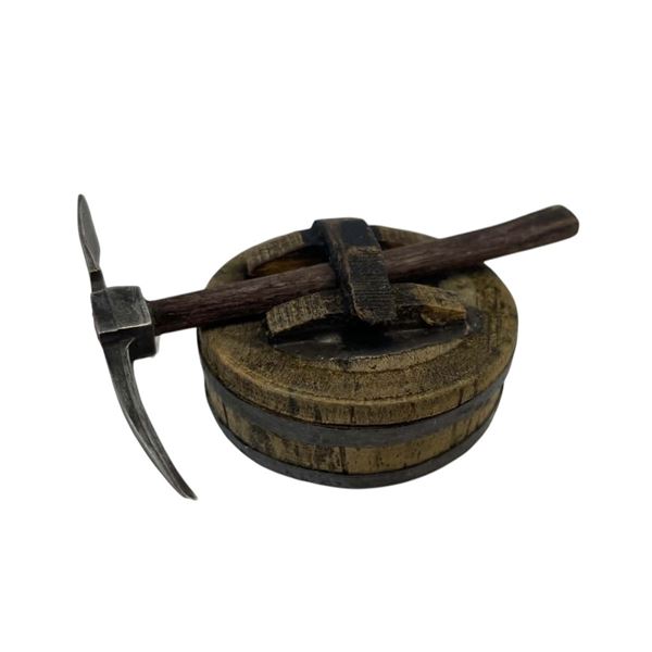 pick axe miniature