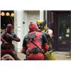 Image 3 : Deadpool & Wolverine (2024) - Deadpool SFX Back Sword Sheath Scabbard