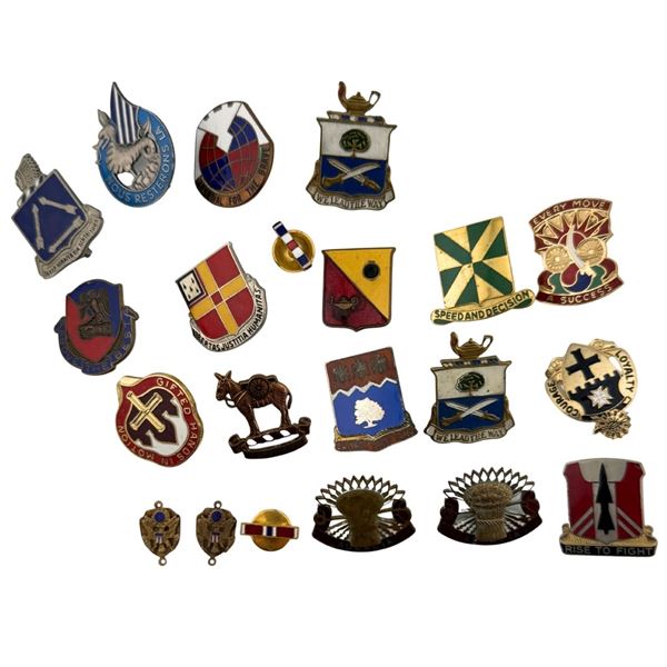 United States Army Distinct Unit Crest Lot