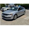 Image 1 : VOLK JETTA 2015 O/S SMOG TITLE 2 DAYS