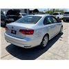Image 3 : VOLK JETTA 2015 O/S SMOG TITLE 2 DAYS