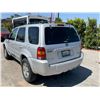 Image 4 : FORD  ESCAPE 2005 T-DONATION