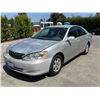 Image 1 : TOYT CAMRY 2003 SALV T/DONATION