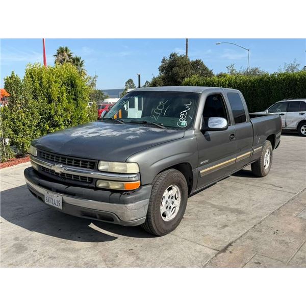 CHEV SILVERADO 2002 T-DONATION