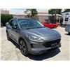 Image 2 : FORD  ESCAPE 2021 O/S TITLE 2 DAYS