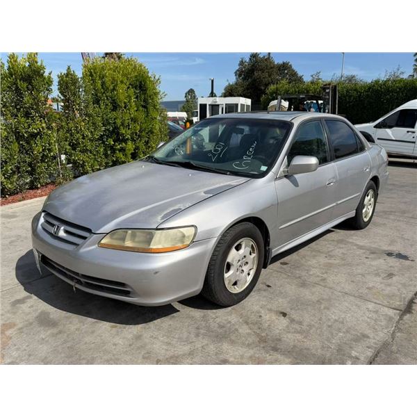 HOND ACCORD 2001 T-DONATION