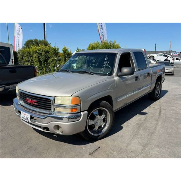 GMC SIERRA 2005 SALV T/DONATION