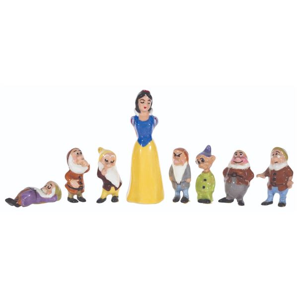 A "Snow White and the Seven Dwarfs" Hagen-Renaker Figure Set.