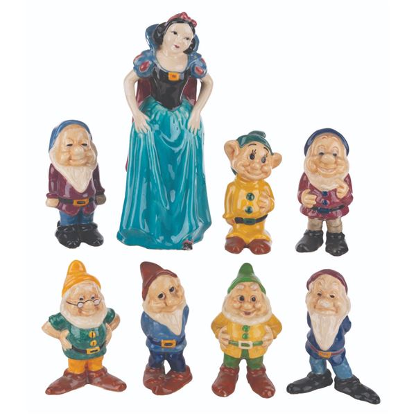 A "Snow White and the Seven Dwarfs" Brayton Laguna Figurine Set.