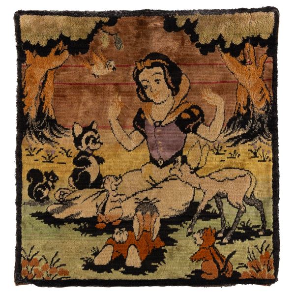A"Snow White and the Seven Dwarfs" Pillowcase.