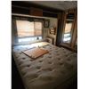 Image 37 : 1999 Ford Motorhome, Fiber Repair Needed