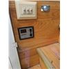 Image 41 : 1999 Ford Motorhome, Fiber Repair Needed