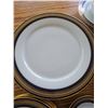 Image 5 : Noritake Vienna 2796 China Dinnerware Set