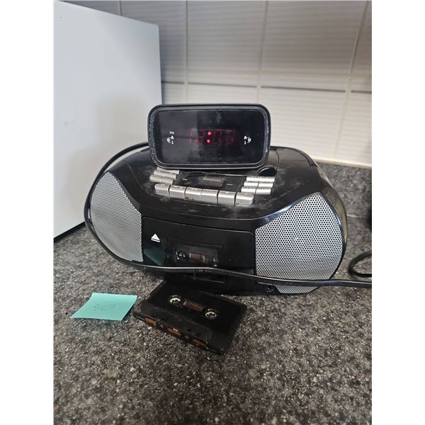 AM/FM Clock Radio Cassette Player