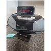 Image 2 : AM/FM Clock Radio Cassette Player