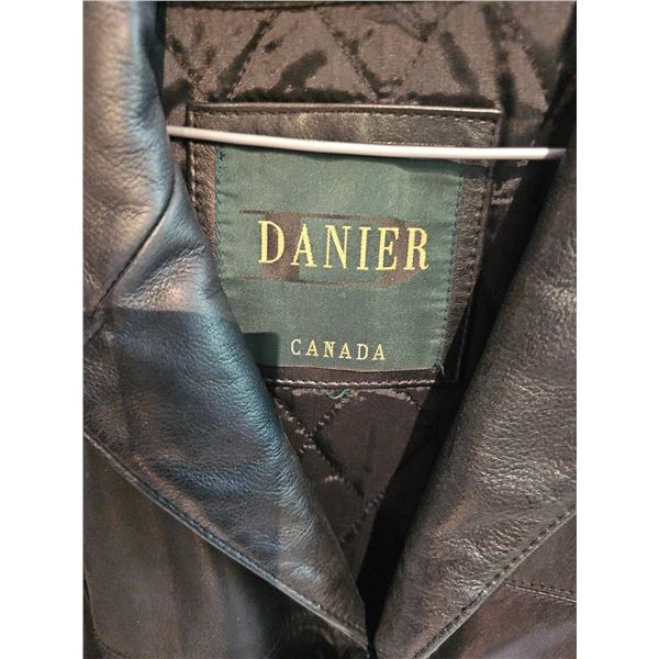 Danier M Leather Jacket Canada