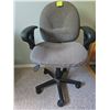 Image 2 : Gray Fabric Adjustable Office Chair