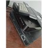 Image 4 : Sanyo LCD-32XR16 32-Inch LCD TV with Remotes