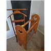 Image 1 : Wooden Clothes Valet and Quilt Rack Set