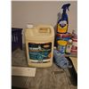 Image 3 : Household Cleaning Lot with Supplies and Pots