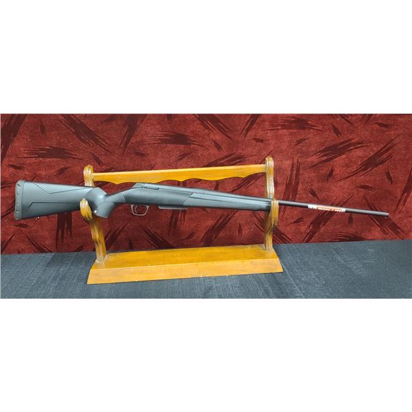 WINCHESTER XPR BOLT ACTION 30-06 SPRG. 24" BLUED BARREL, BLACK SYNTHETIC STOCK, RECOIL PAD, DRILLED 