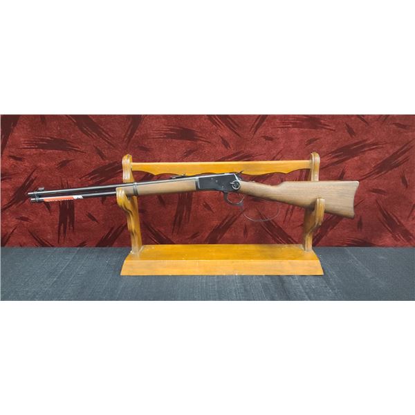 WINCHESTER 1892 LEVER LARGE LOOP CARBINE 357 MAG. TUBE MAGAZINE 20" BLUED BARREL BLACK WALNUT STOCK,