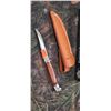 Image 2 : DISPLAY BEAR & SON SM ROSEWOOD FIN KNIFE