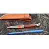 Image 5 : DISPLAY BEAR & SON SM ROSEWOOD FIN KNIFE