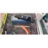 Image 1 : OUTDOOR EDGE SWING BLADE - SKINNING & GUTTING