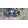 Image 6 : 4 PAIRS OF KIDS POLARIZED SUNGLASSES
