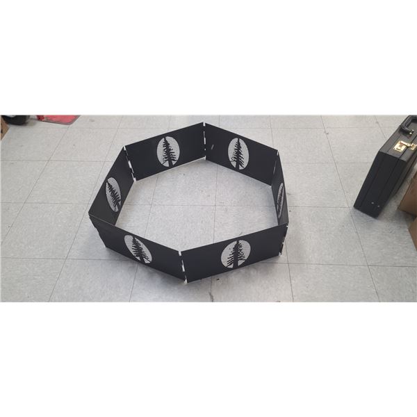 COLLAPSABLE FIREPIT GUARD