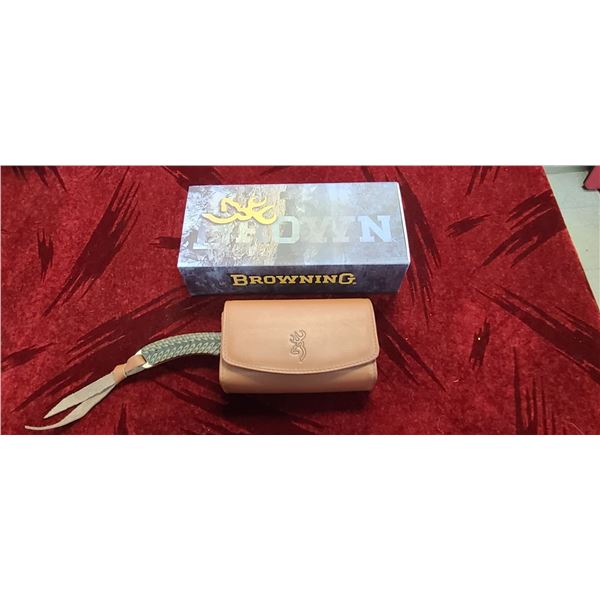 BROWNING BROWN LEATHER AMMO POUCH W/ BUILT IN KNIFE & SHEATH