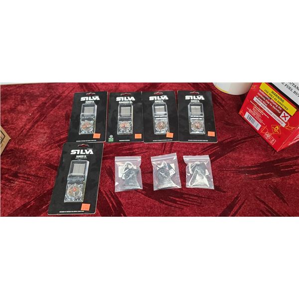 5 SILVER RANGER SL COMPASS, NIGHT USE & MIRROR SIGHTING 3 SILVA POCKET COMPASS W/ THERMOMETER